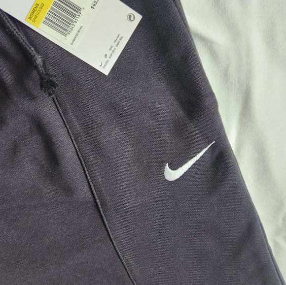 NWT Nike Sweat Shorts - Picture 6 of 6